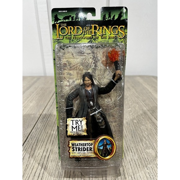 Toybiz Other - Lord of the Rings FOTR Strider Weathertop with Light Up Torch Figure